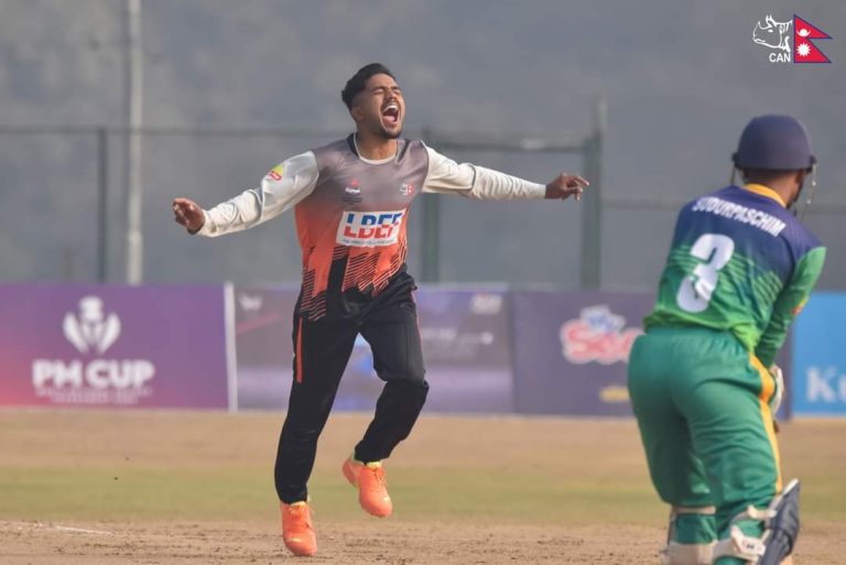 Saujan Ghimire picked up three wickets against Lumbini Province. Photo: CAN